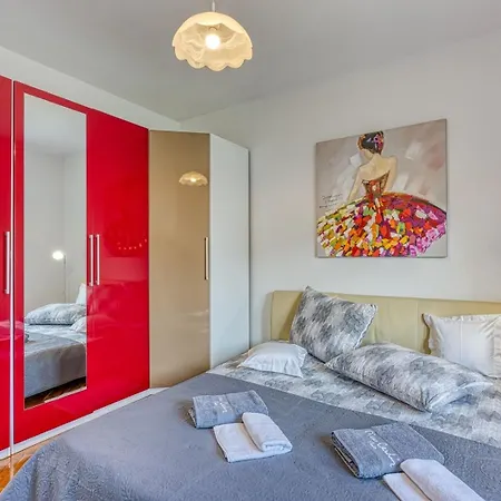 Akita Apartment Porec